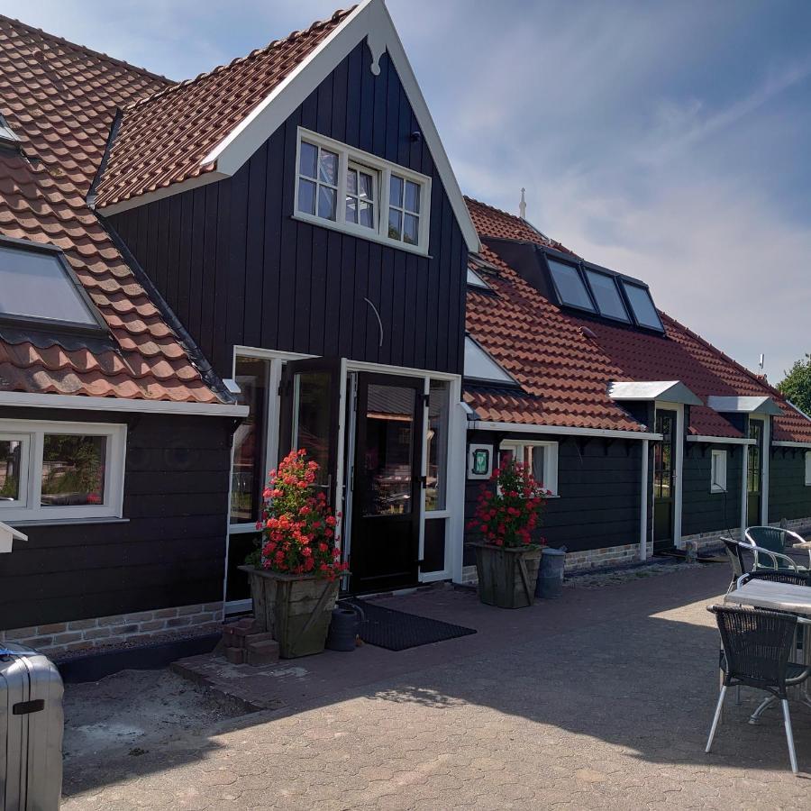De Cyprian Bed & Breakfast Kaard Exteriér fotografie