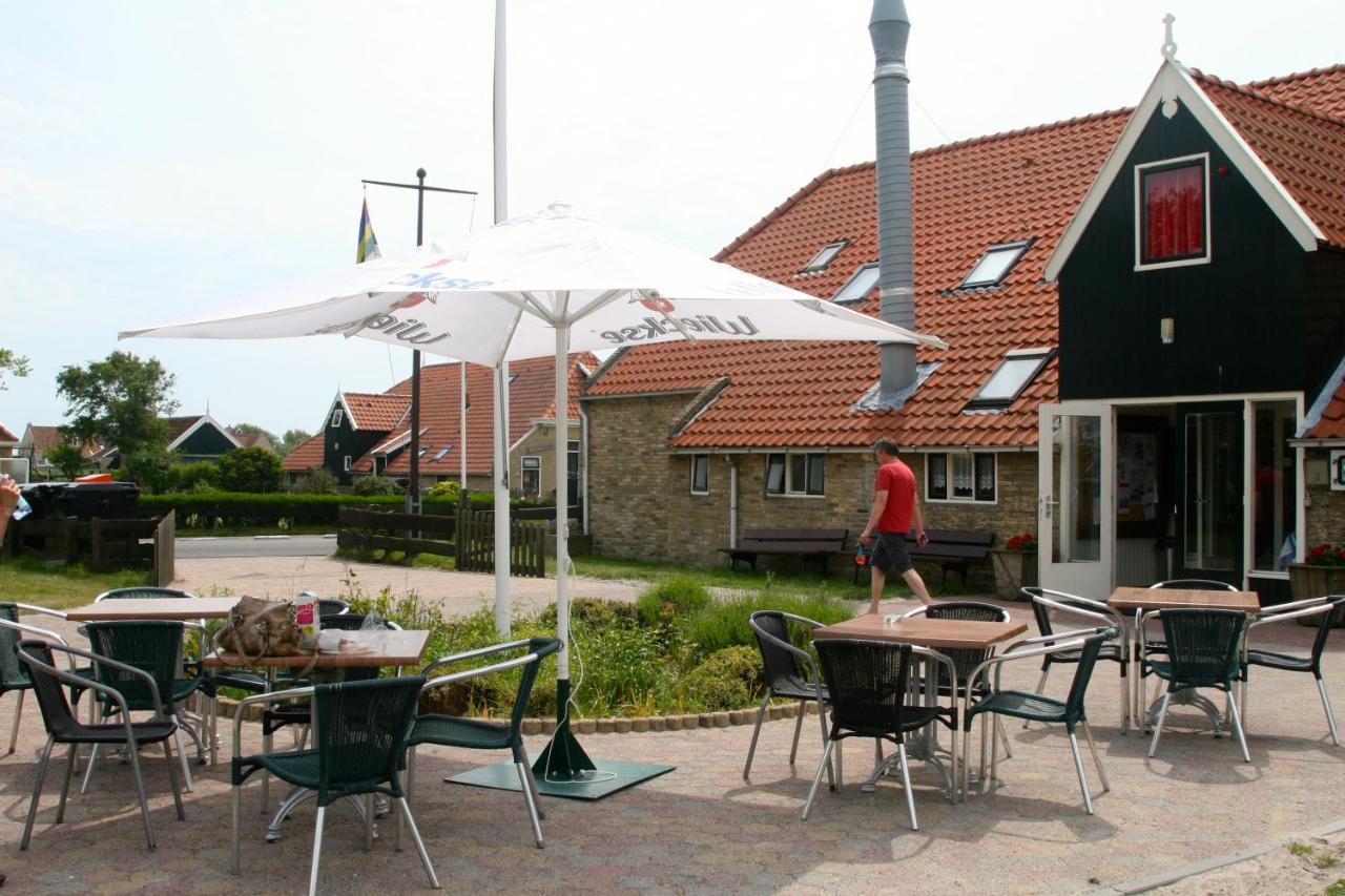 De Cyprian Bed & Breakfast Kaard Exteriér fotografie
